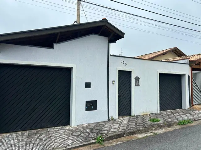 Casa com piscina e área gourmet no Conjunto Urupês